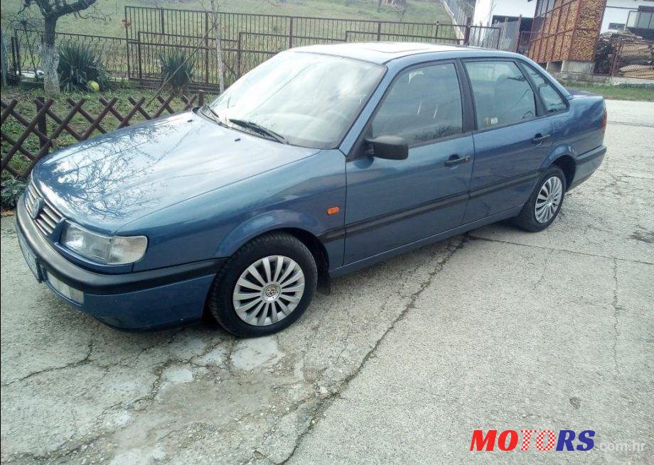 1995' Volkswagen Passat Cl Td photo #1