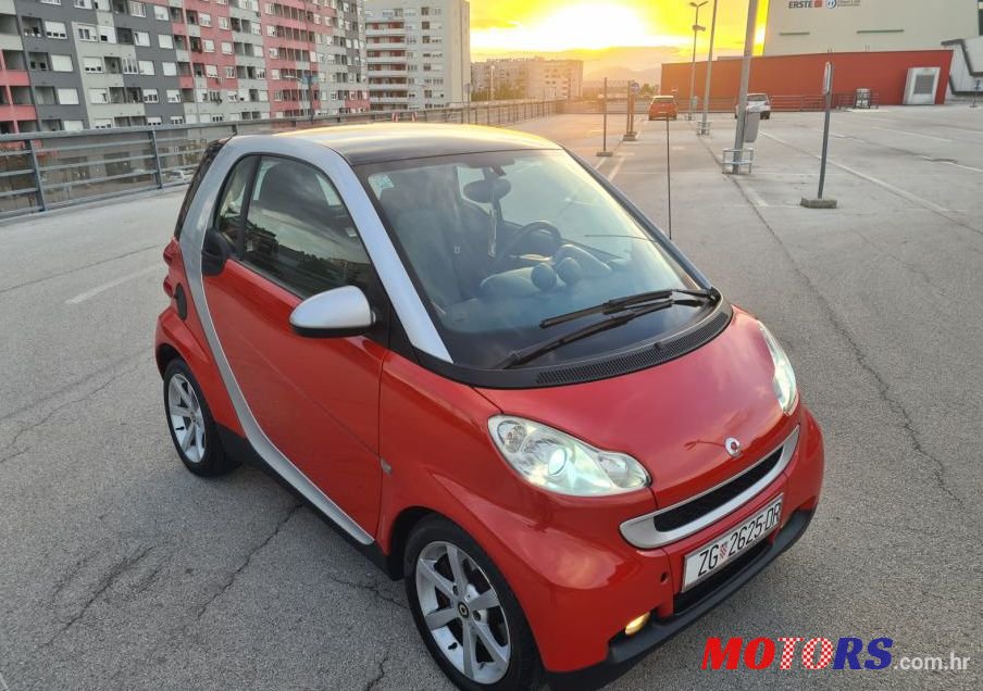2008' Smart Fortwo Coupe Pure Softip photo #1