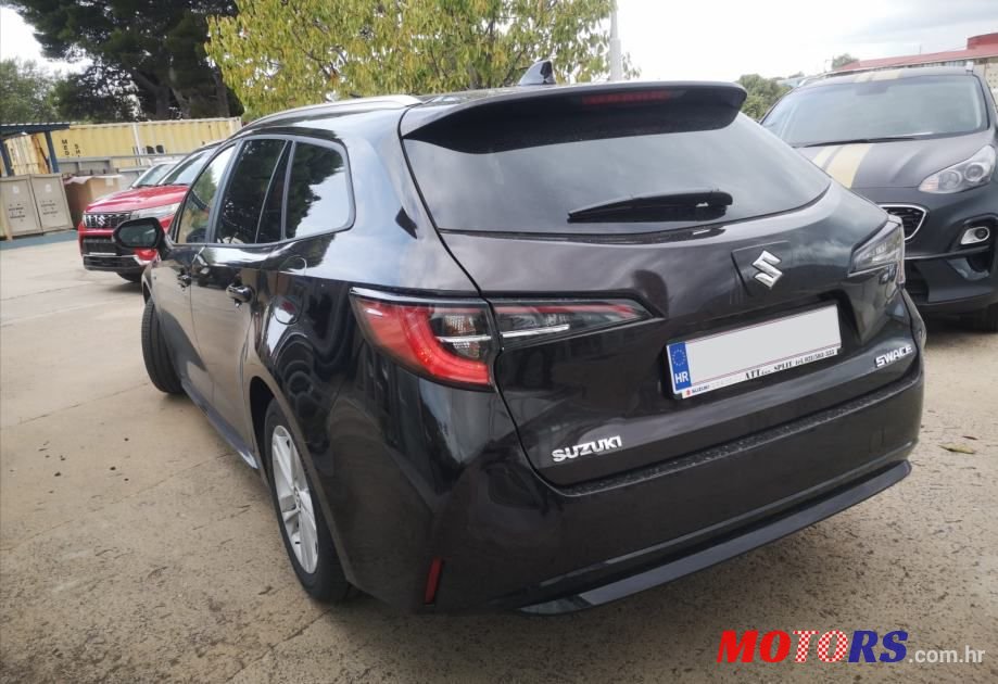 2022' Suzuki Swace 1,8 photo #3