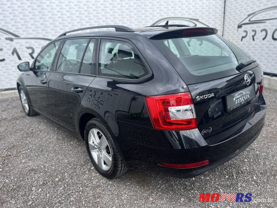 2017' Skoda Octavia Combi photo #6