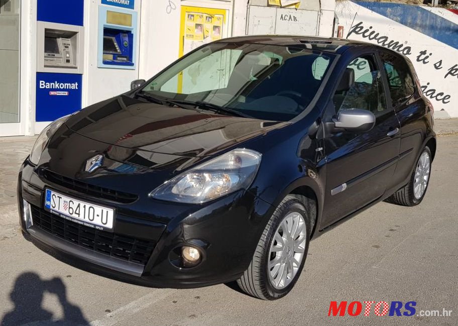 2012' Renault Clio 1,2 16V photo #1