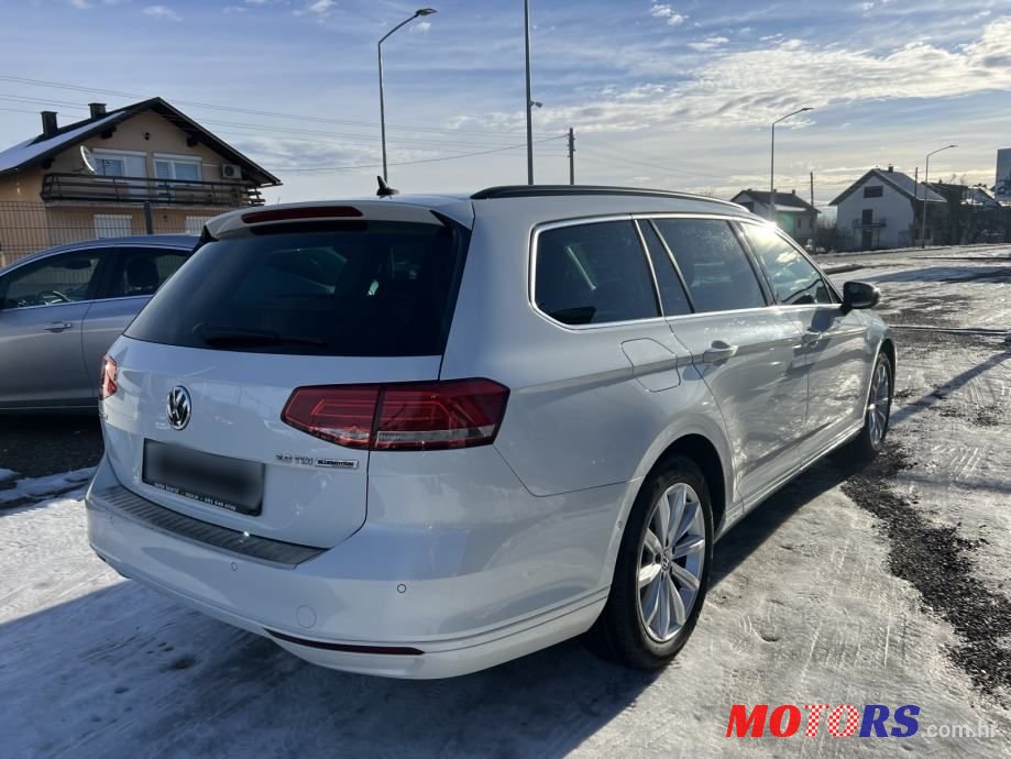 2016' Volkswagen Passat Variant photo #3