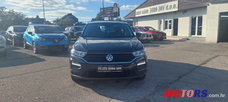 2019' Volkswagen T-Roc 1,0 Tsi photo #3