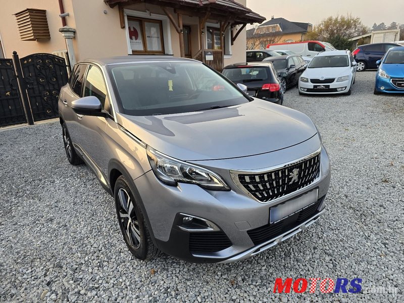 2019' Peugeot 3008 1,2 Puretech photo #1