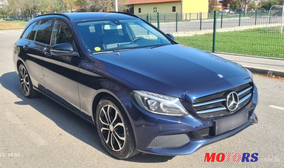 2016' Mercedes-Benz C-Klasa Karavan photo #1