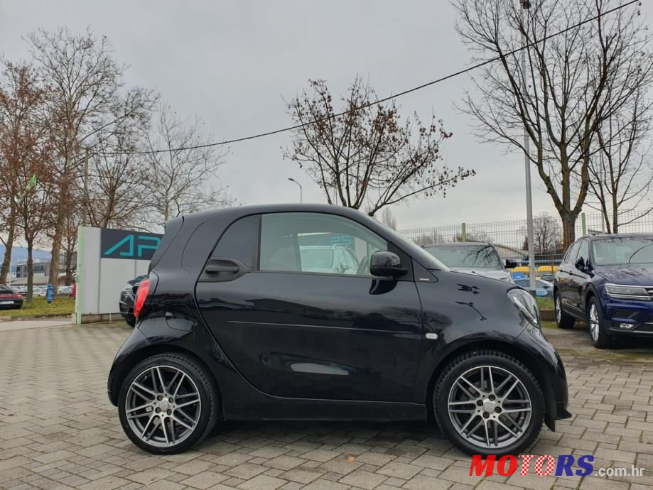 2015' Smart Fortwo photo #2