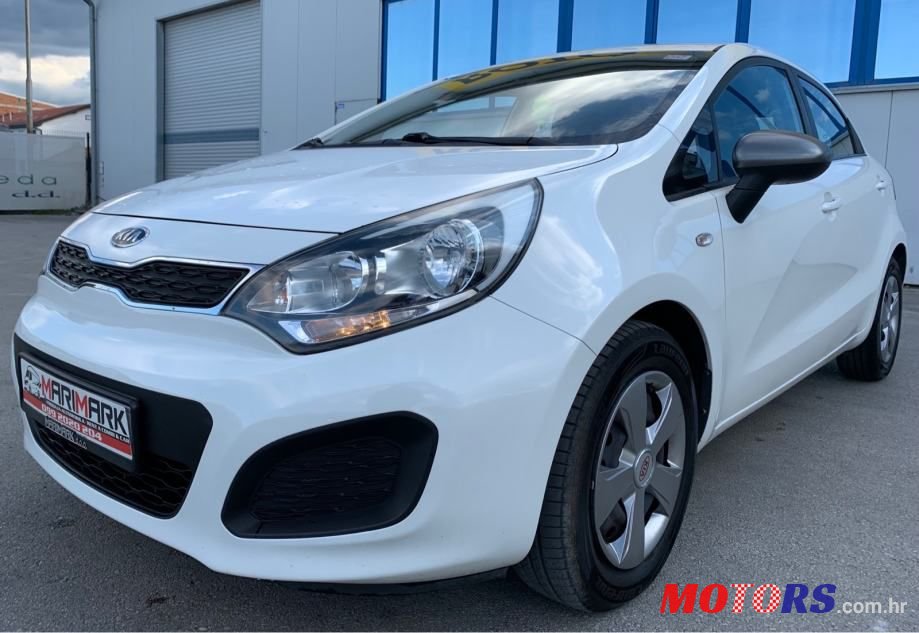 2012' Kia Rio photo #4