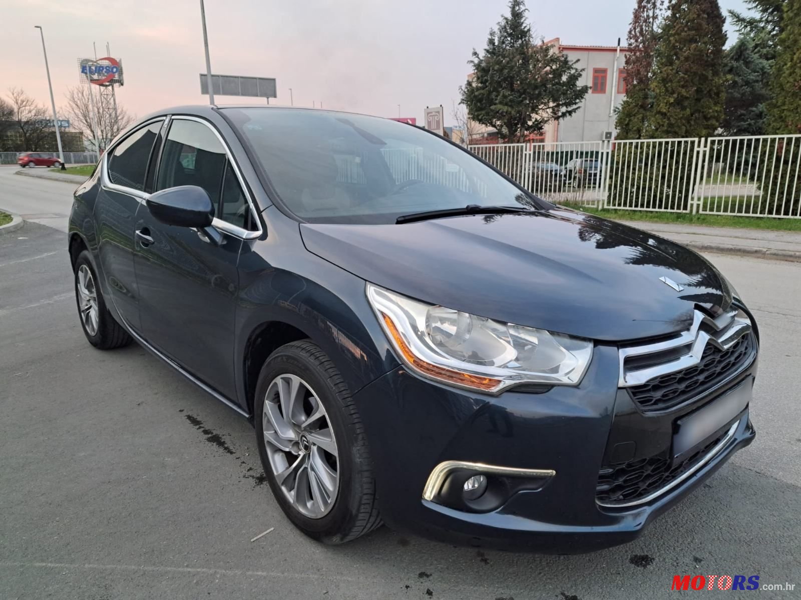 2015' Citroen DS4 1,6 E-Hdi photo #1