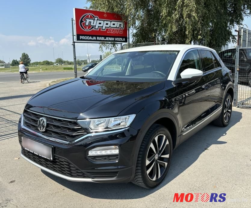 2019' Volkswagen T-Roc 1,6 Tdi photo #1