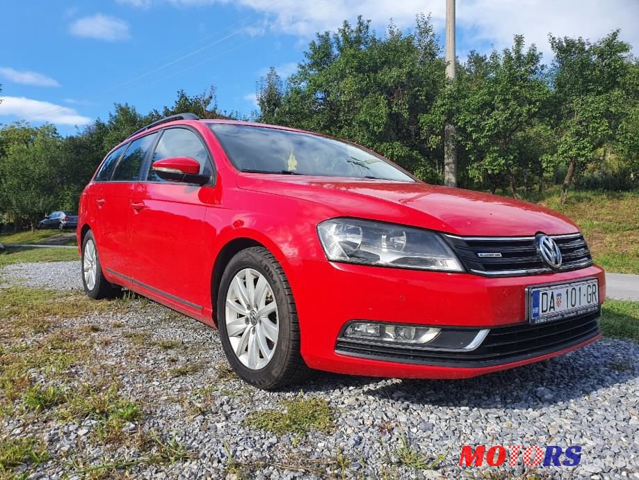 2013' Volkswagen Passat photo #1