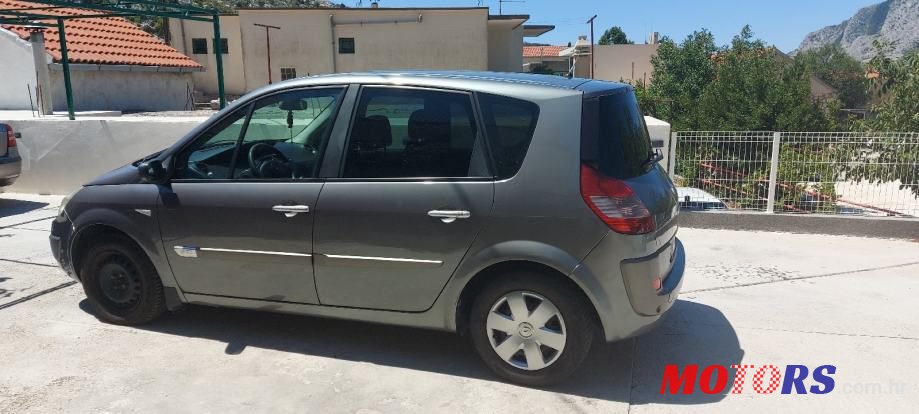 2004' Renault Scenic 1,5 Dci photo #3