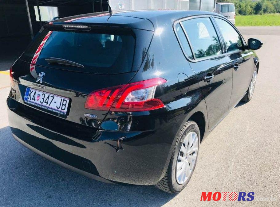2016' Peugeot 308 photo #6