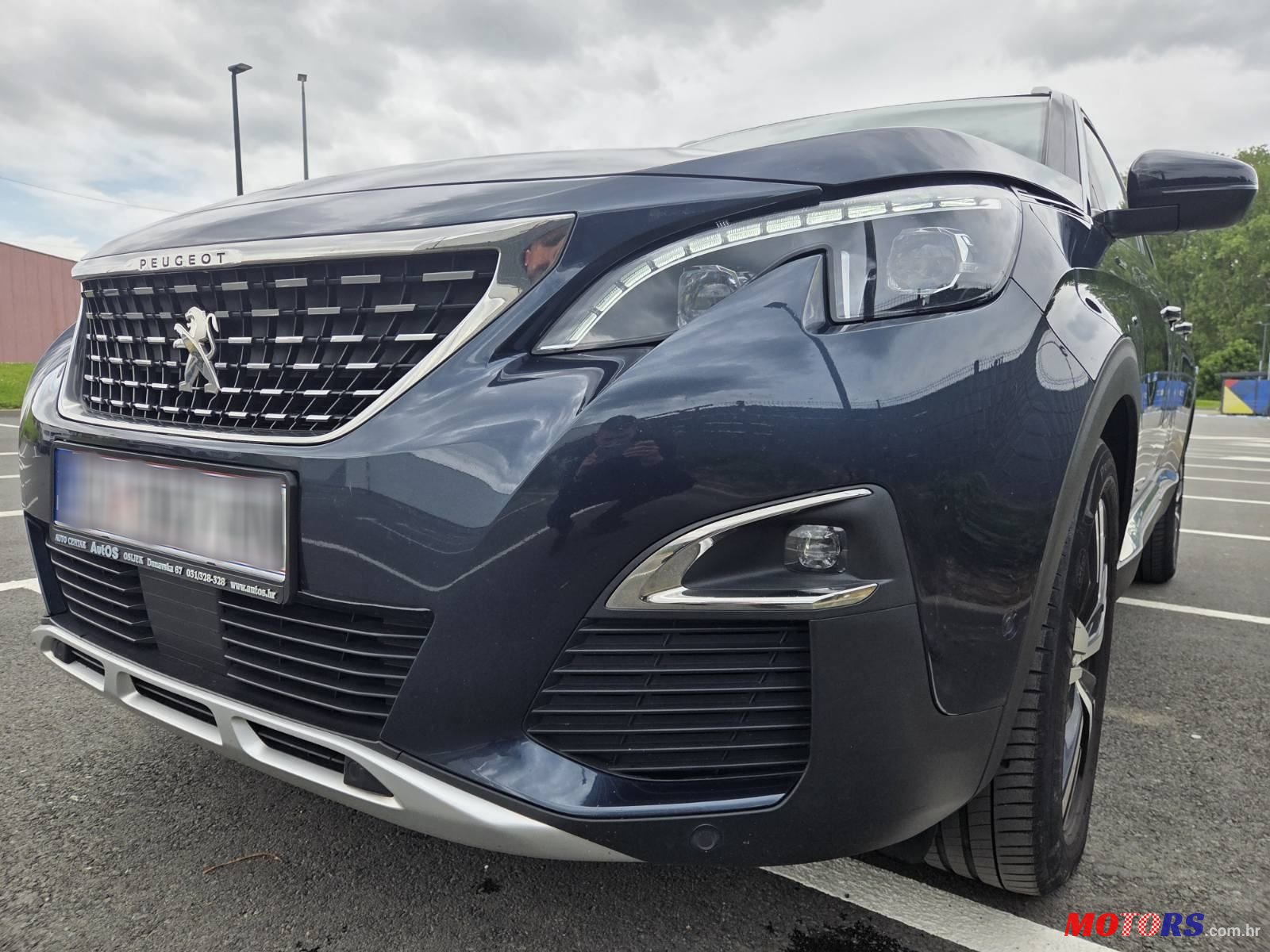 2019' Peugeot 5008 1,5 Bluehdi photo #2