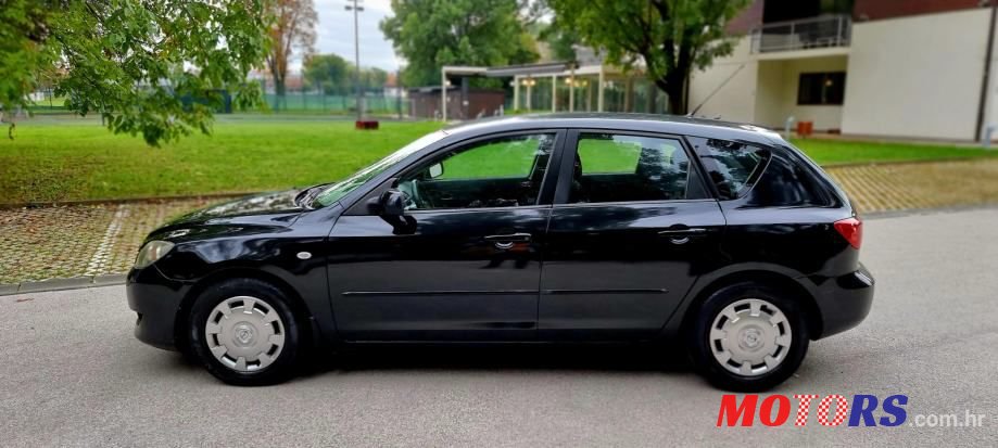 2005' Mazda 3 Sport photo #6