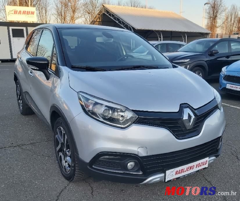 2016' Renault Captur Dci photo #1