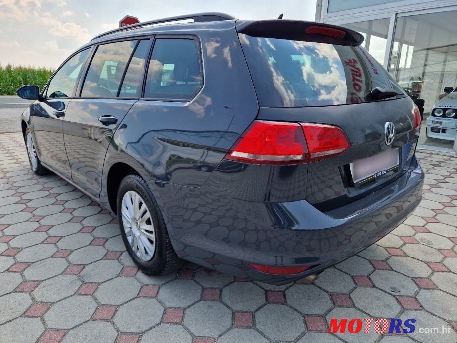 2014' Volkswagen Golf VII 1,6 Tdi photo #5