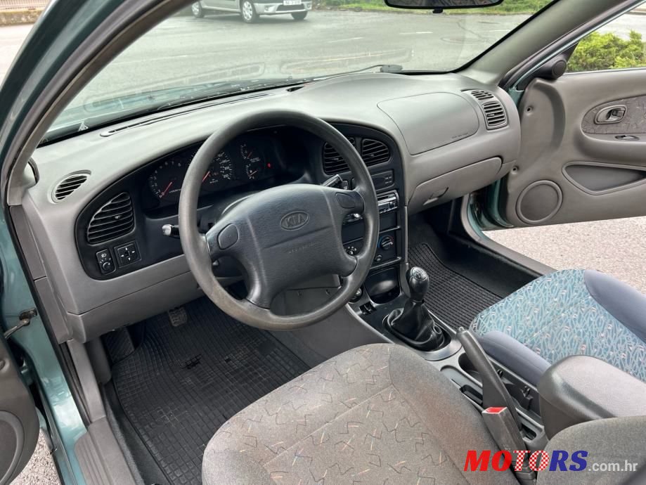 2001' Kia Shuma photo #6