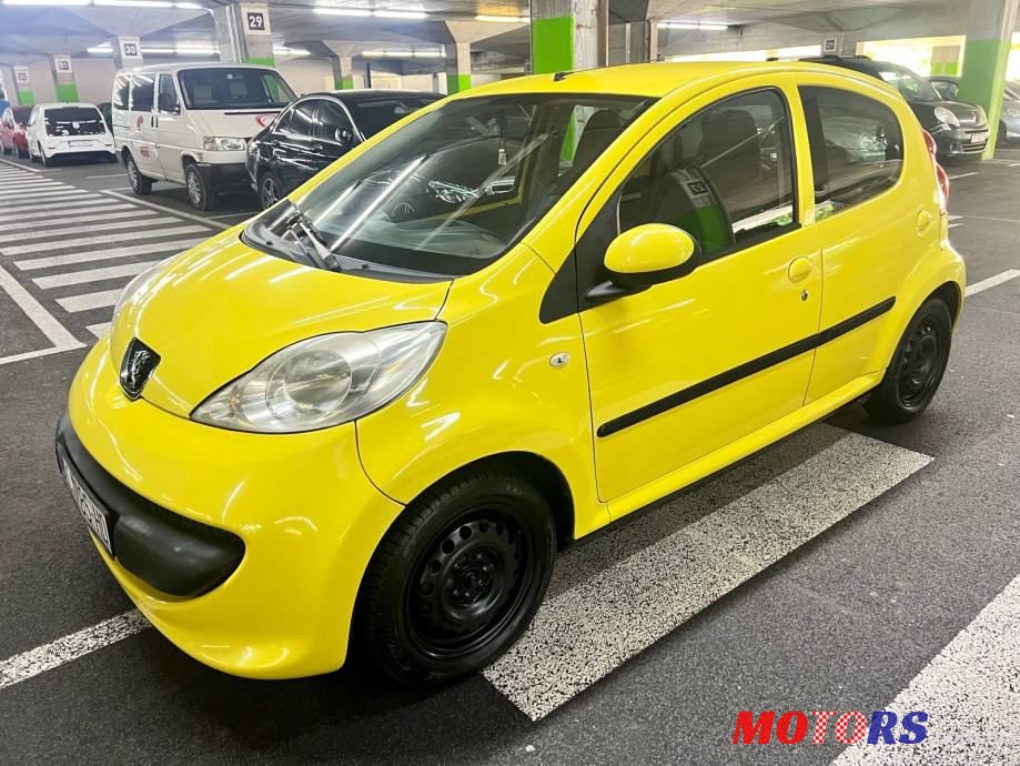 2008' Peugeot 107 1,0 Trendy photo #5