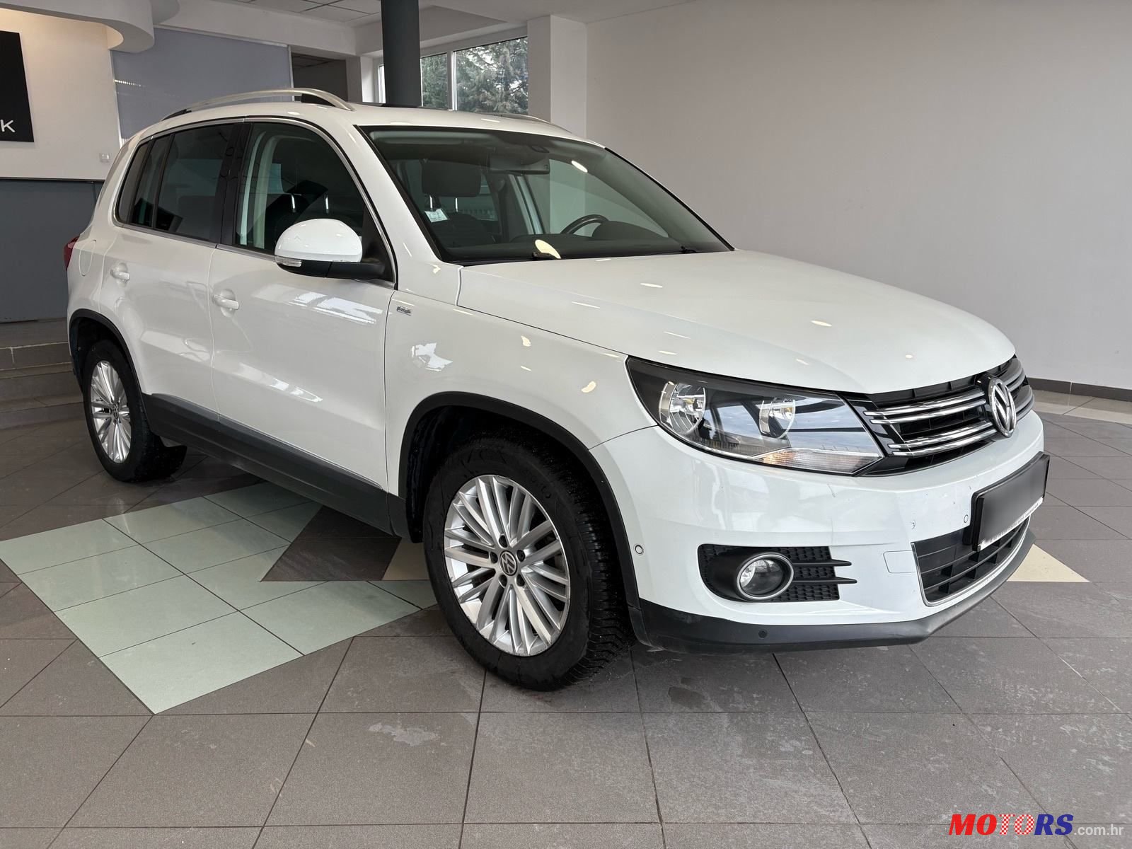 2014' Volkswagen Tiguan 2,0 Tdi Bmt photo #3