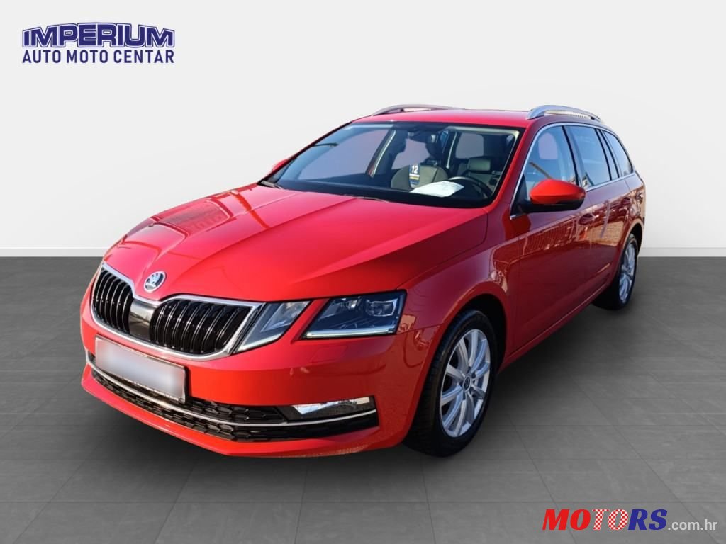 2018' Skoda Octavia Combi photo #2