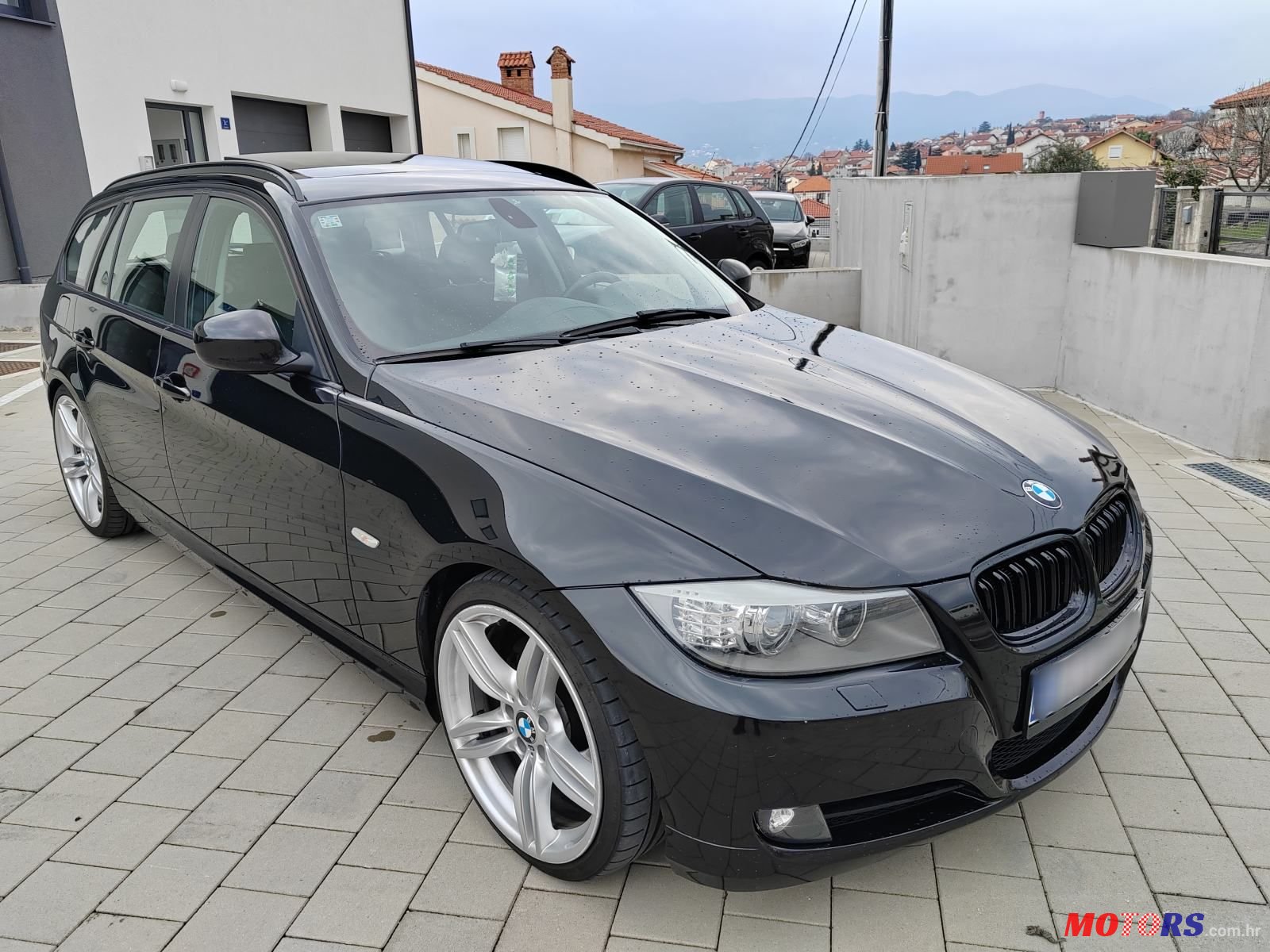 2012' BMW Serija 3 318D photo #3