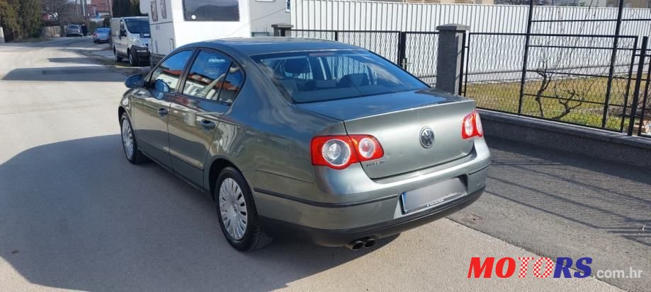 2009' Volkswagen Passat 2,0 Tdi photo #4