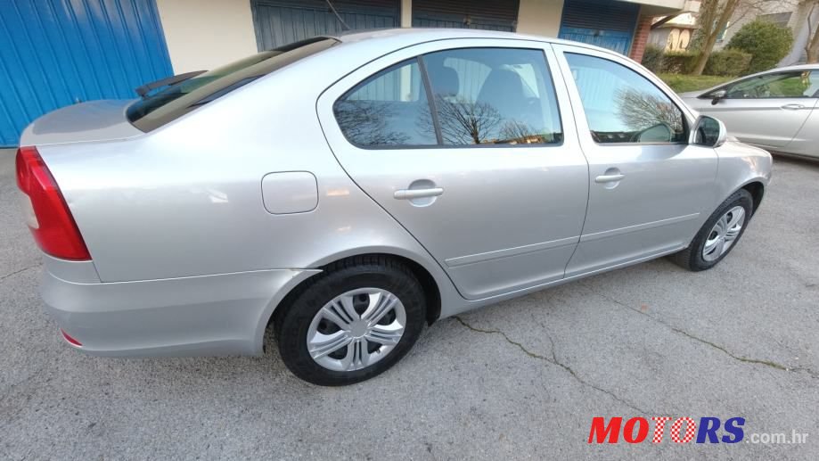 2011' Skoda Octavia 1,6 Tdi photo #5