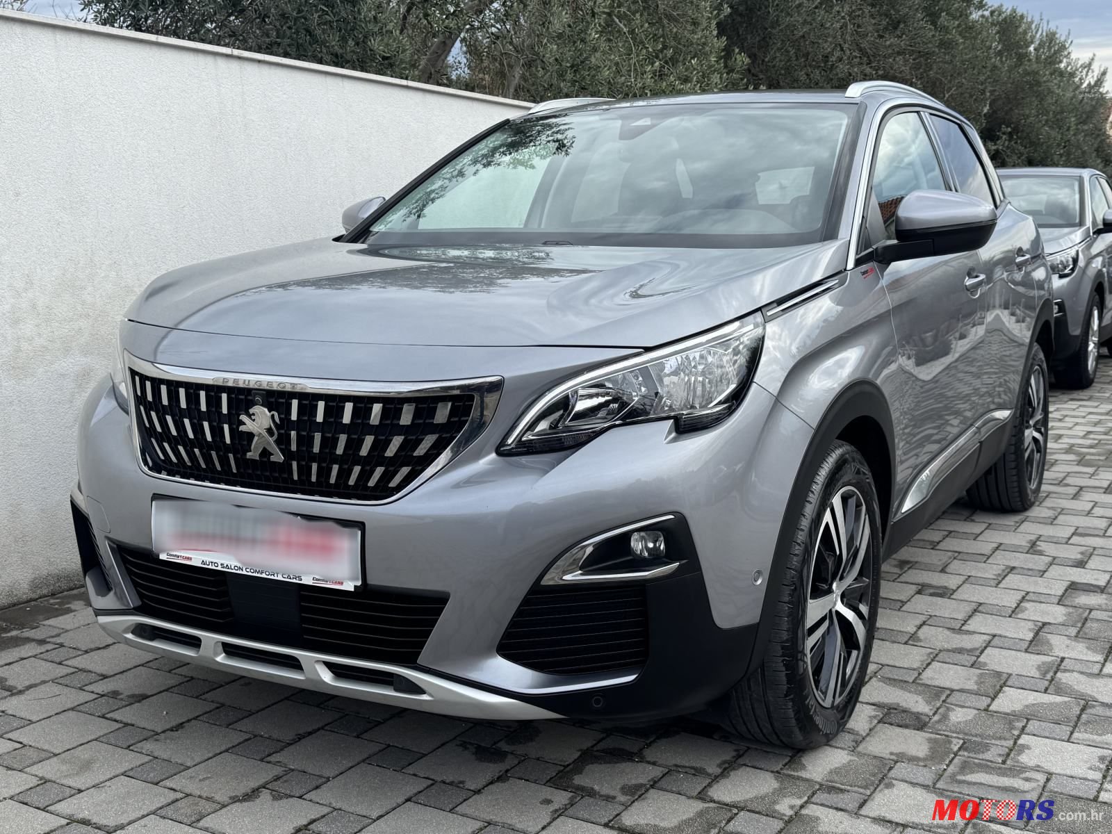2020' Peugeot 3008 1,5 Bluehdi photo #3