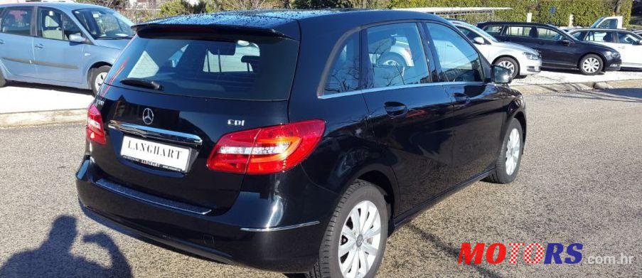 2014' Mercedes-Benz B-Klasa 180 Cdi photo #1