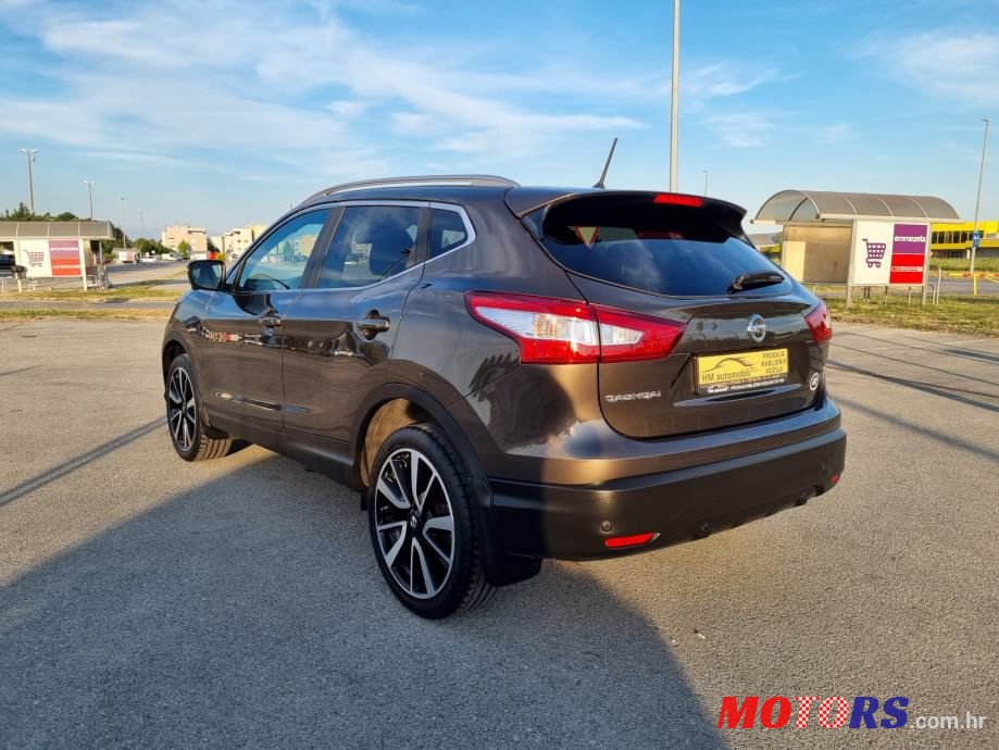 2015' Nissan Qashqai photo #5