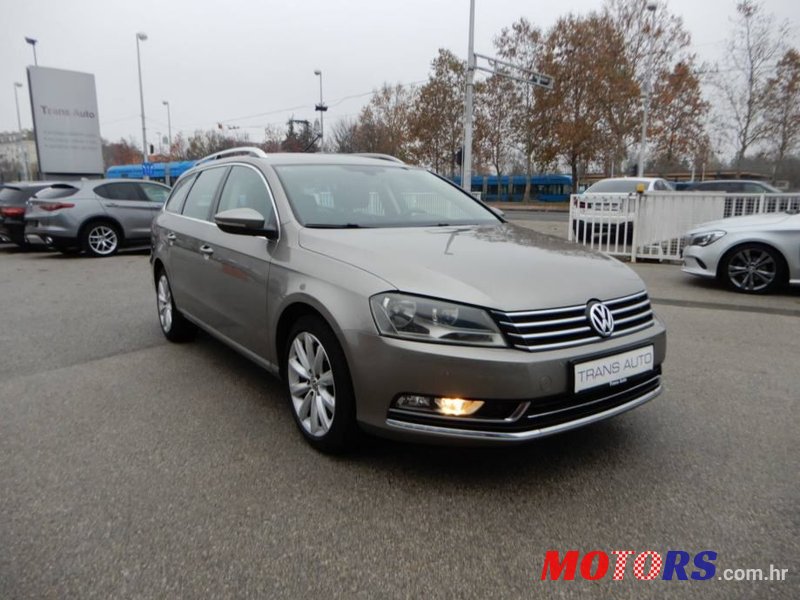 2012' Volkswagen Passat 1.6 Tdi photo #3