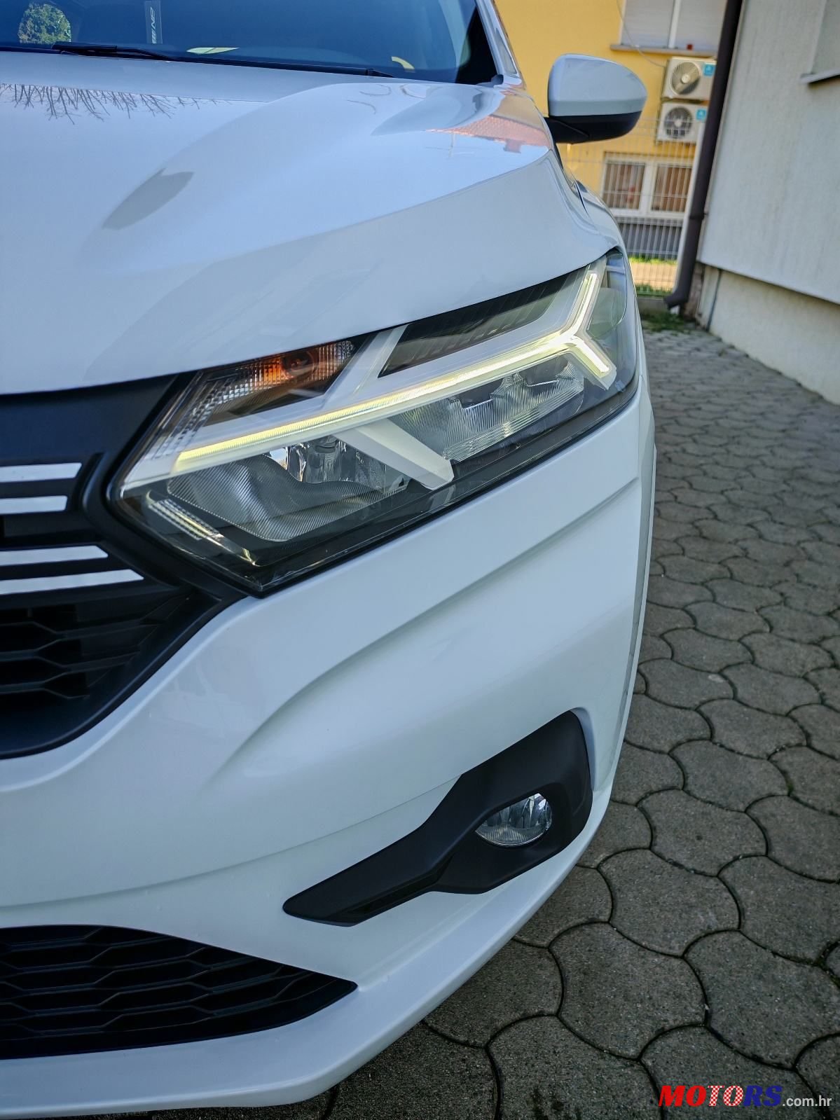 2024' Dacia Sandero 1.0 Tce photo #3