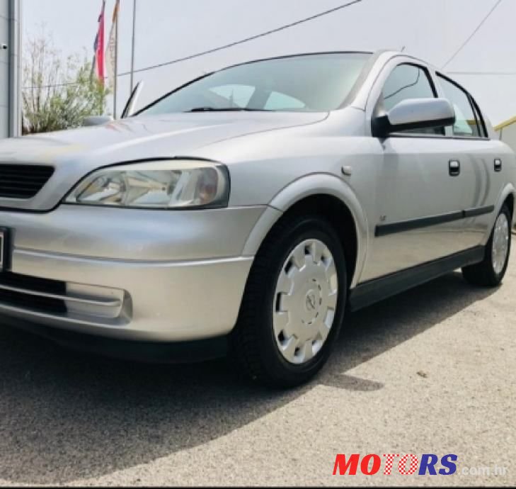 2007' Opel Astra 1,4 16V photo #3