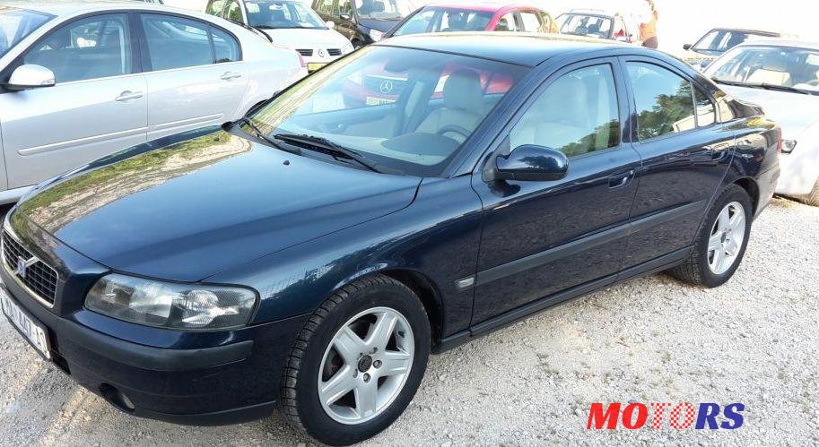 2002' Volvo S60 D5 photo #2