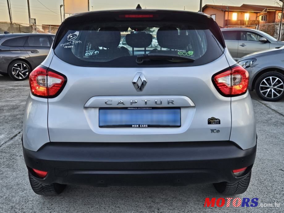 2015' Renault Captur Tce 90 photo #6