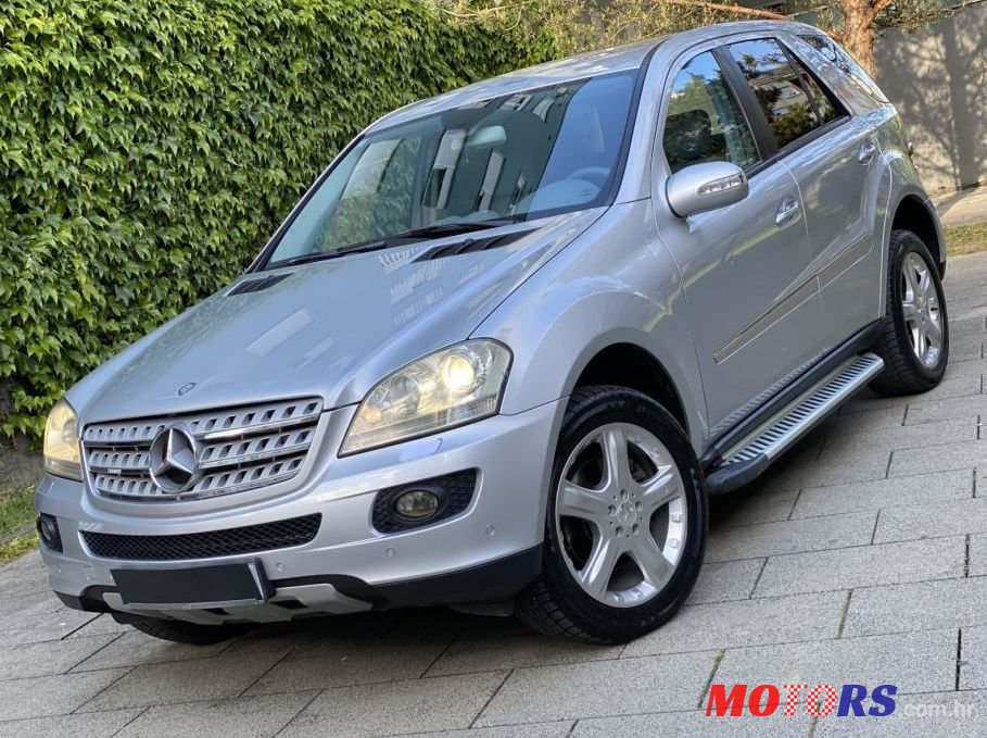 2006' Mercedes-Benz Ml 280 Cdi 4 Matic photo #1