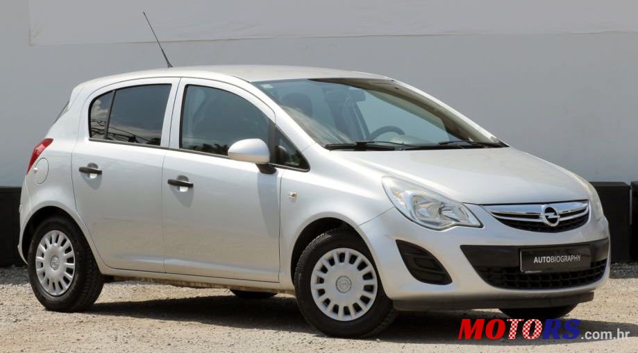 2013' Opel Corsa 1,2 16V photo #1