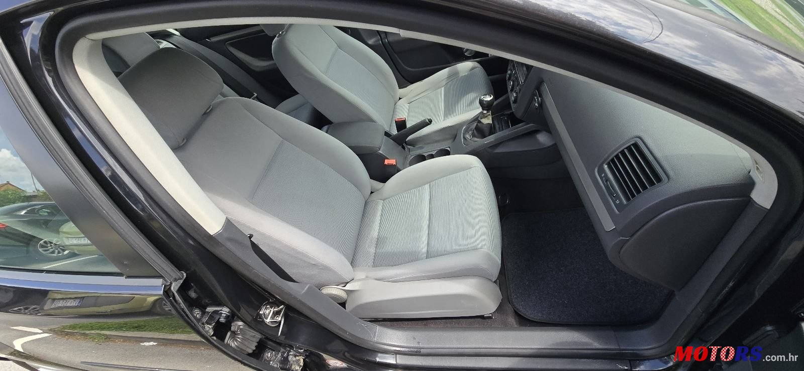 2005' Volkswagen Golf V 2,0 Tdi photo #4