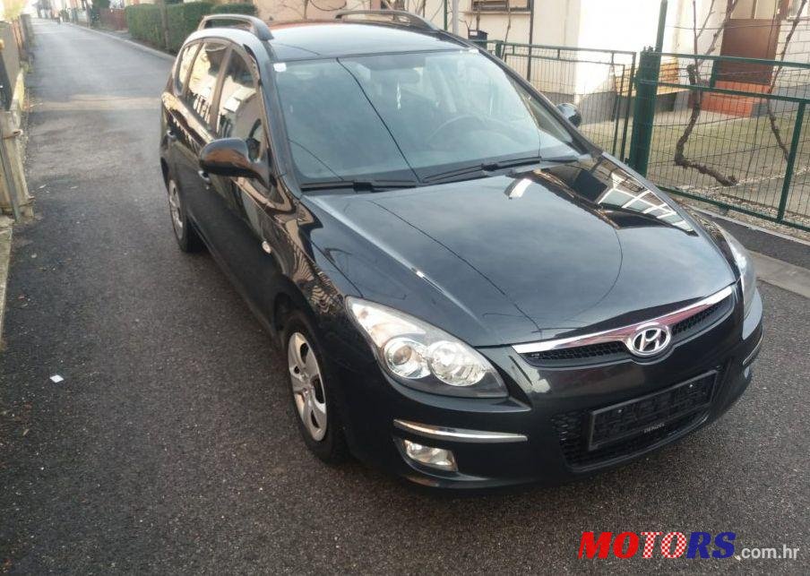 2010' Hyundai I30 1,6 Crdi Hp photo #1