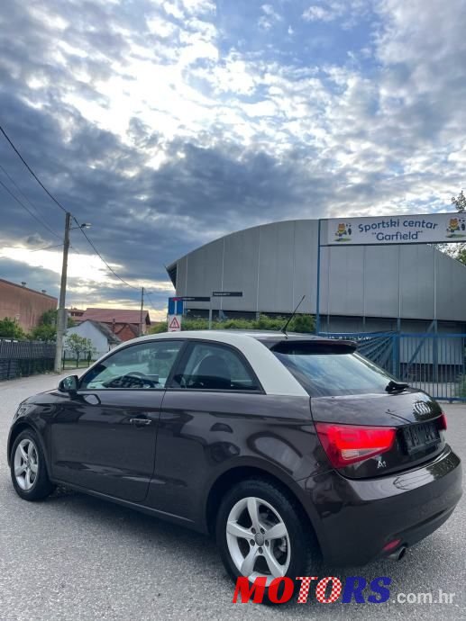 2011' Audi A1 1,6 Tdi photo #6