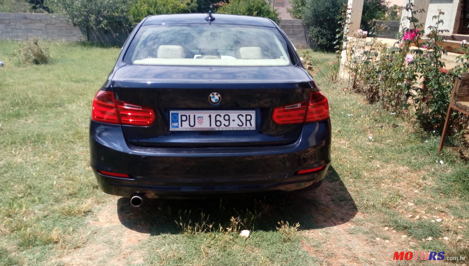 2013' BMW 3 Series photo #4