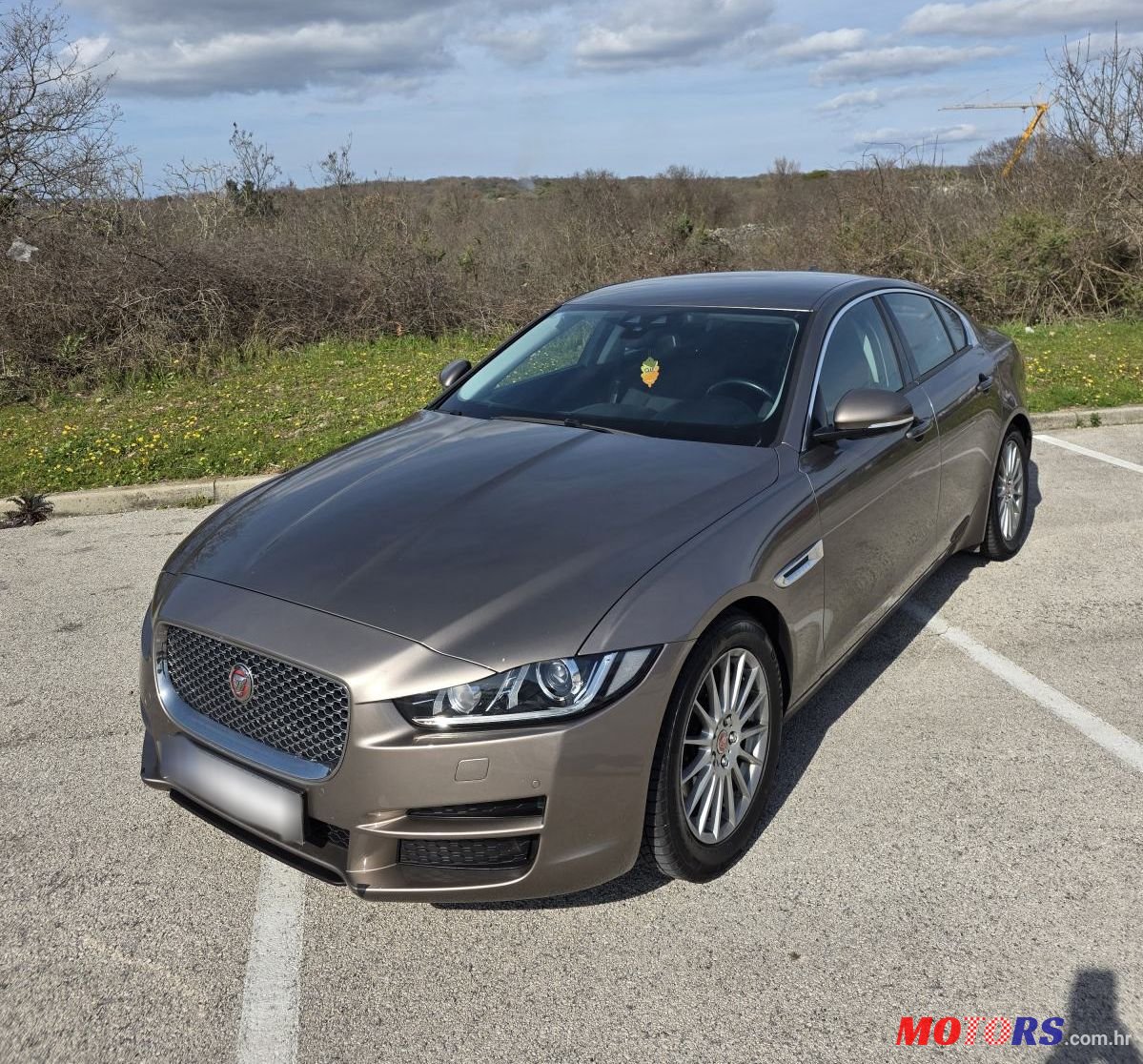2017' Jaguar XE 2.0 D photo #6