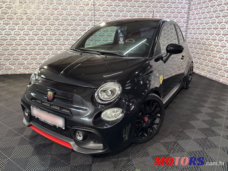 2017' Fiat 500 Abarth photo #1