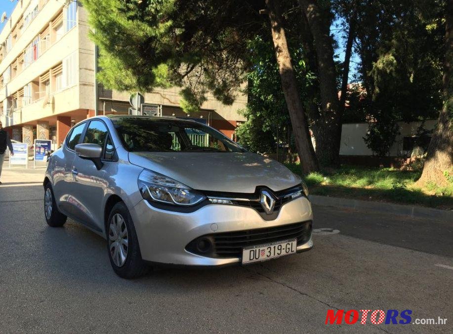 2015' Renault Clio 1,2 16V photo #2