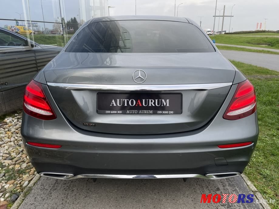 2016' Mercedes-Benz E-Klasa 220D photo #4