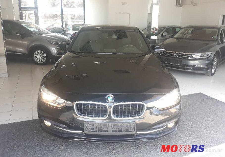 2015' BMW Serija 3 316D photo #2