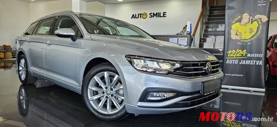 2020' Volkswagen Passat photo #4