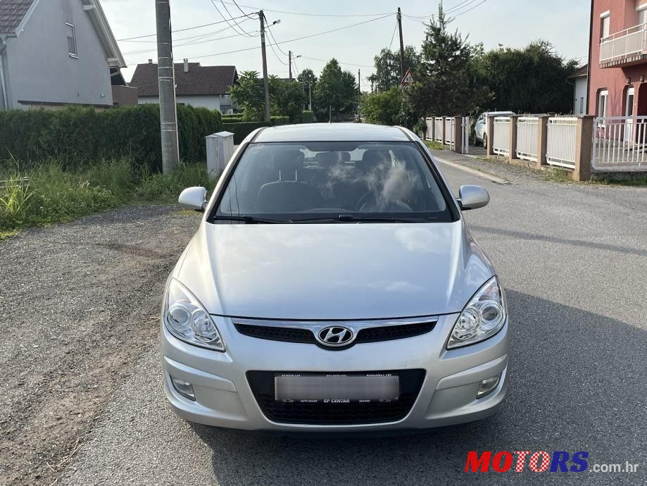 2009' Hyundai i30 photo #2