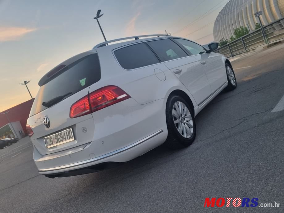 2014' Volkswagen Passat Variant photo #5