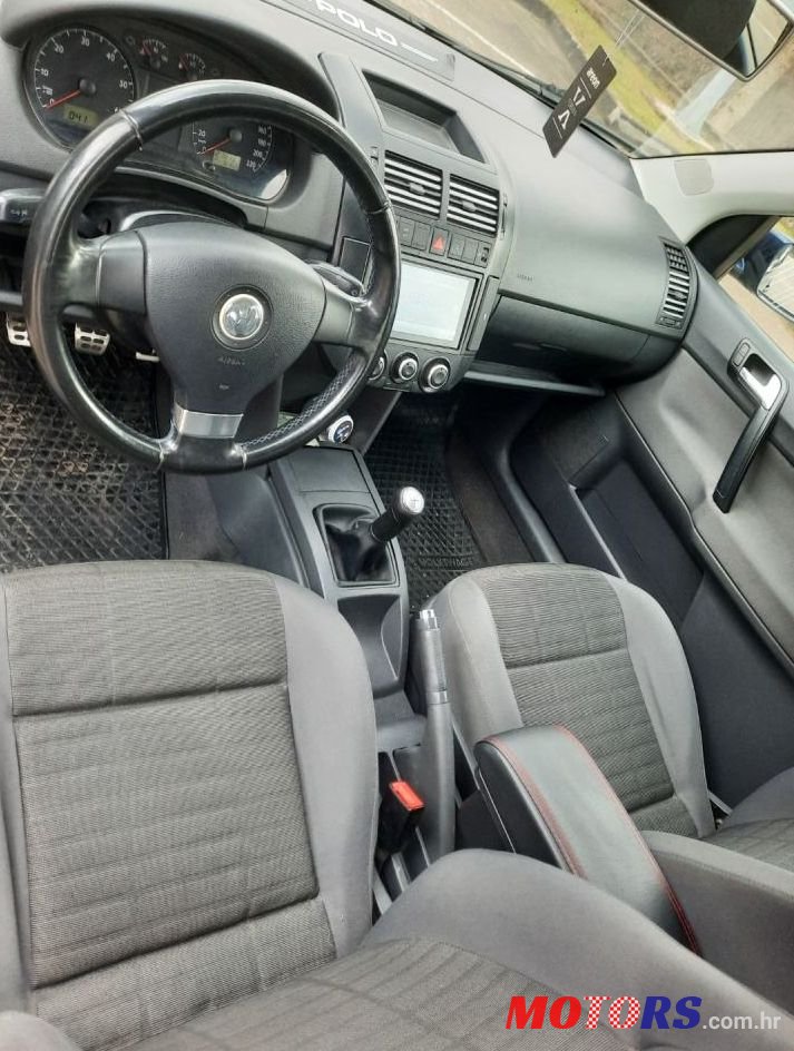 2002' Volkswagen Polo 1,4 photo #6